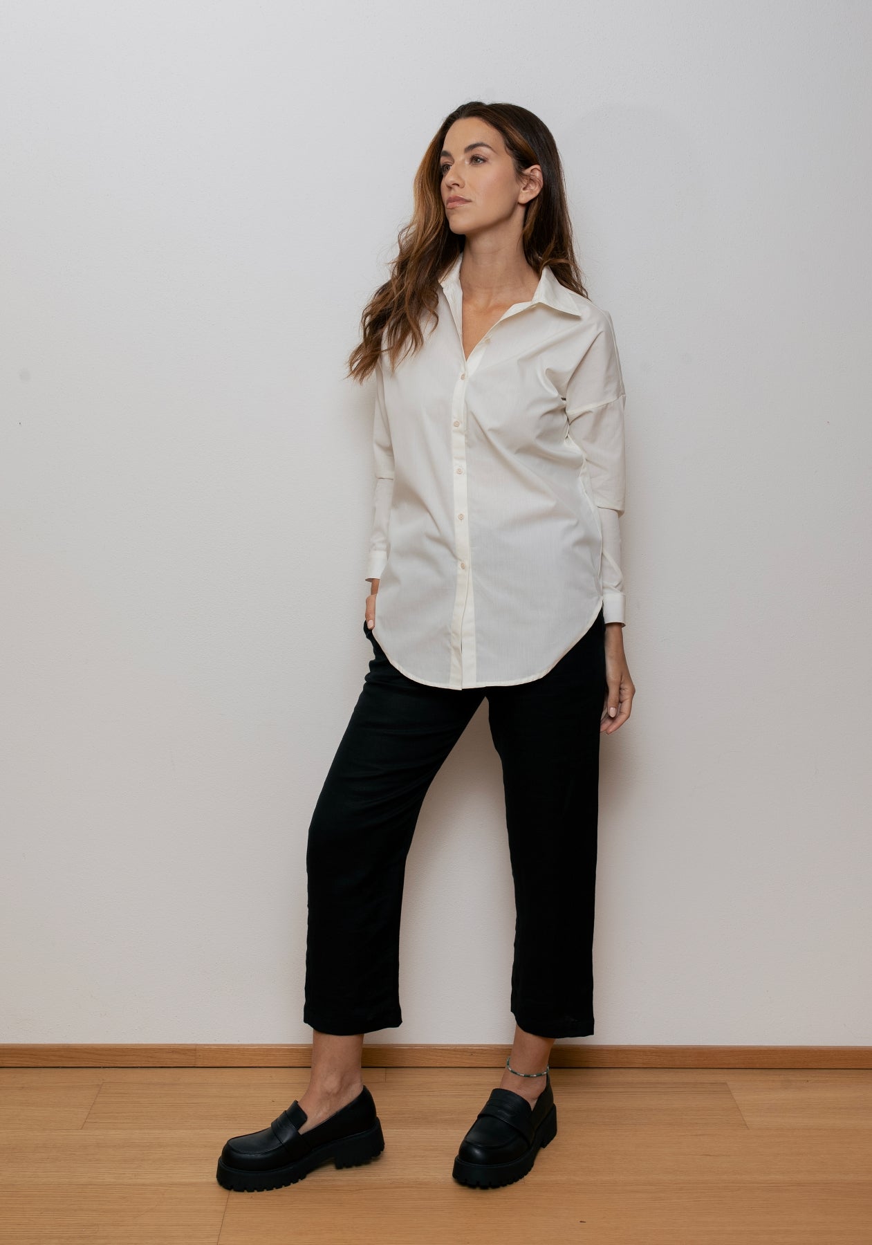 Dámská biobavlněná košile s límečkem loose fit - Creme