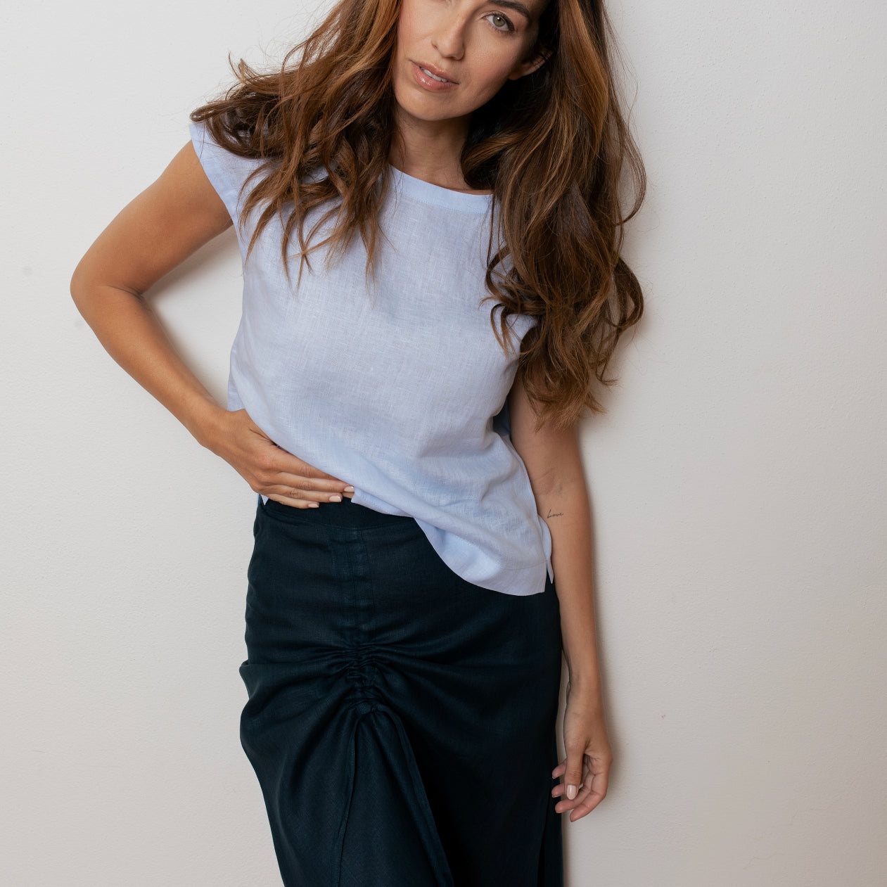 Dámská lněná sukně - regular fit