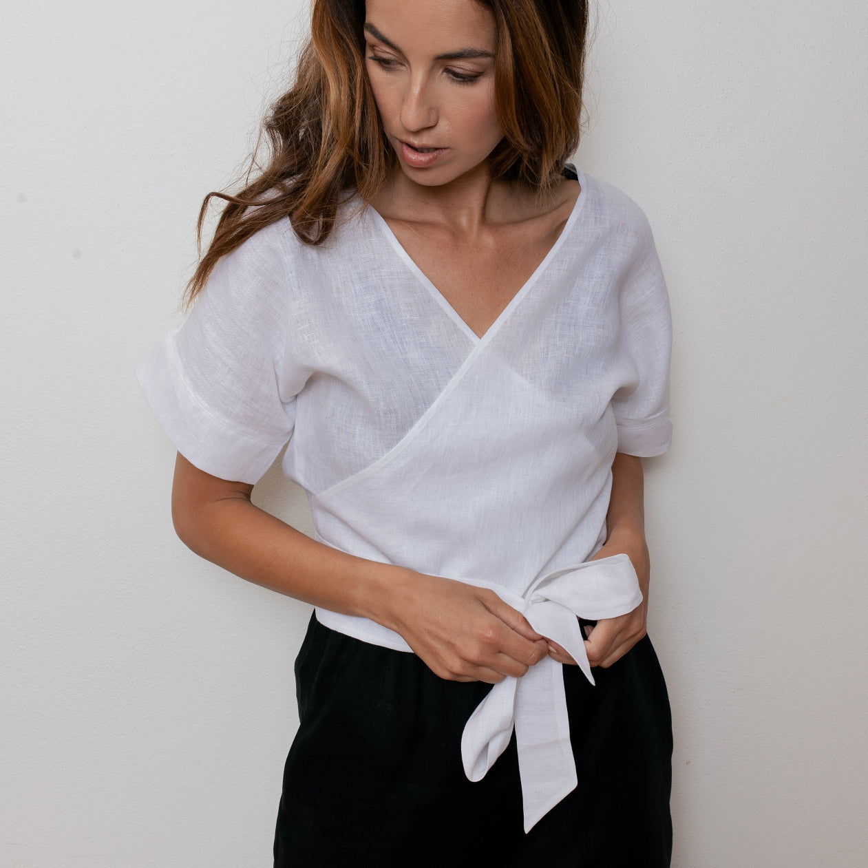 Women's linen wrap top - regular