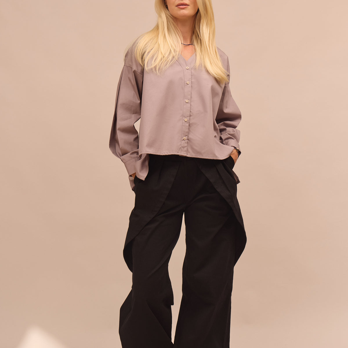 Women's organic cotton shirt with pleats - oversized