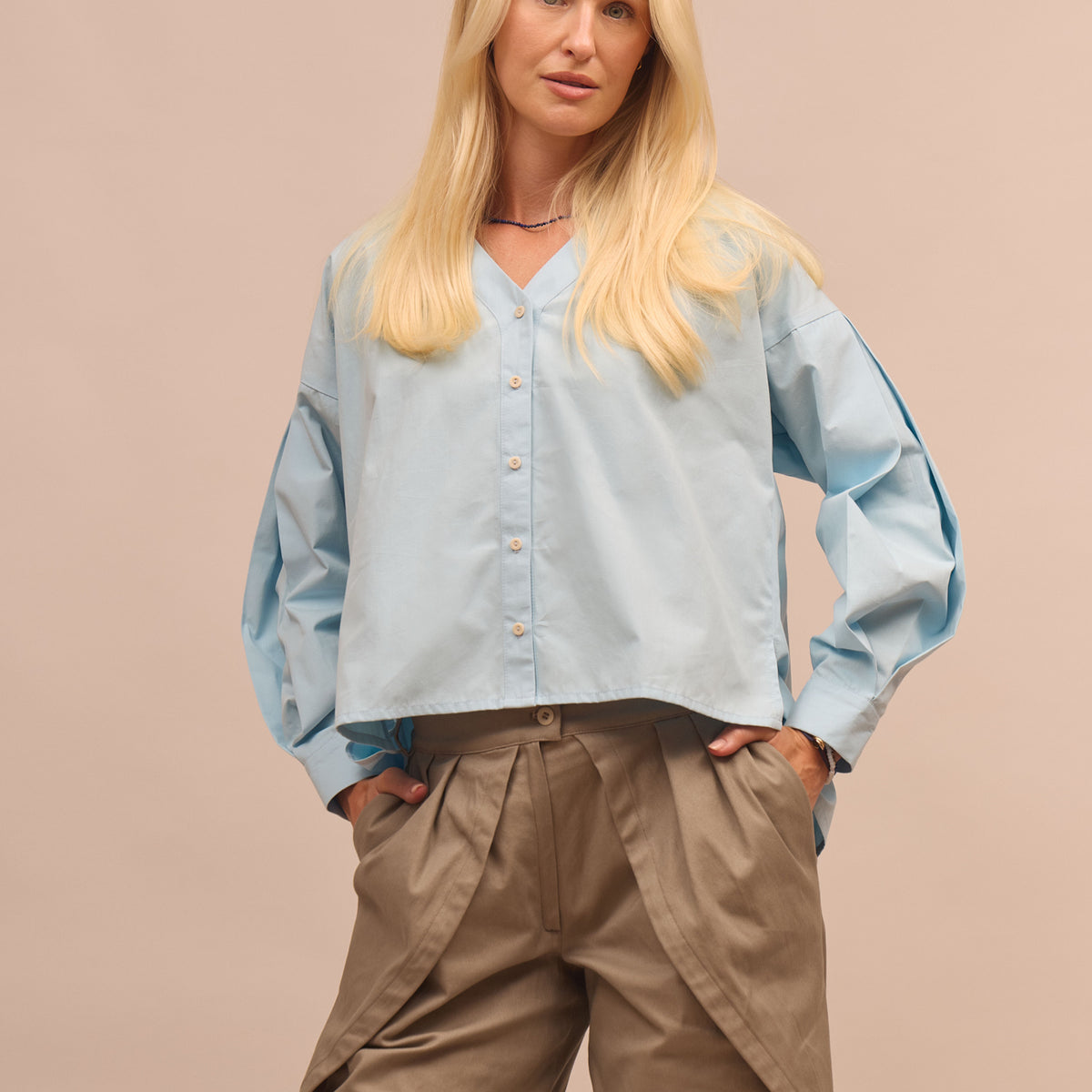 Women's organic cotton shirt with pleats - oversized