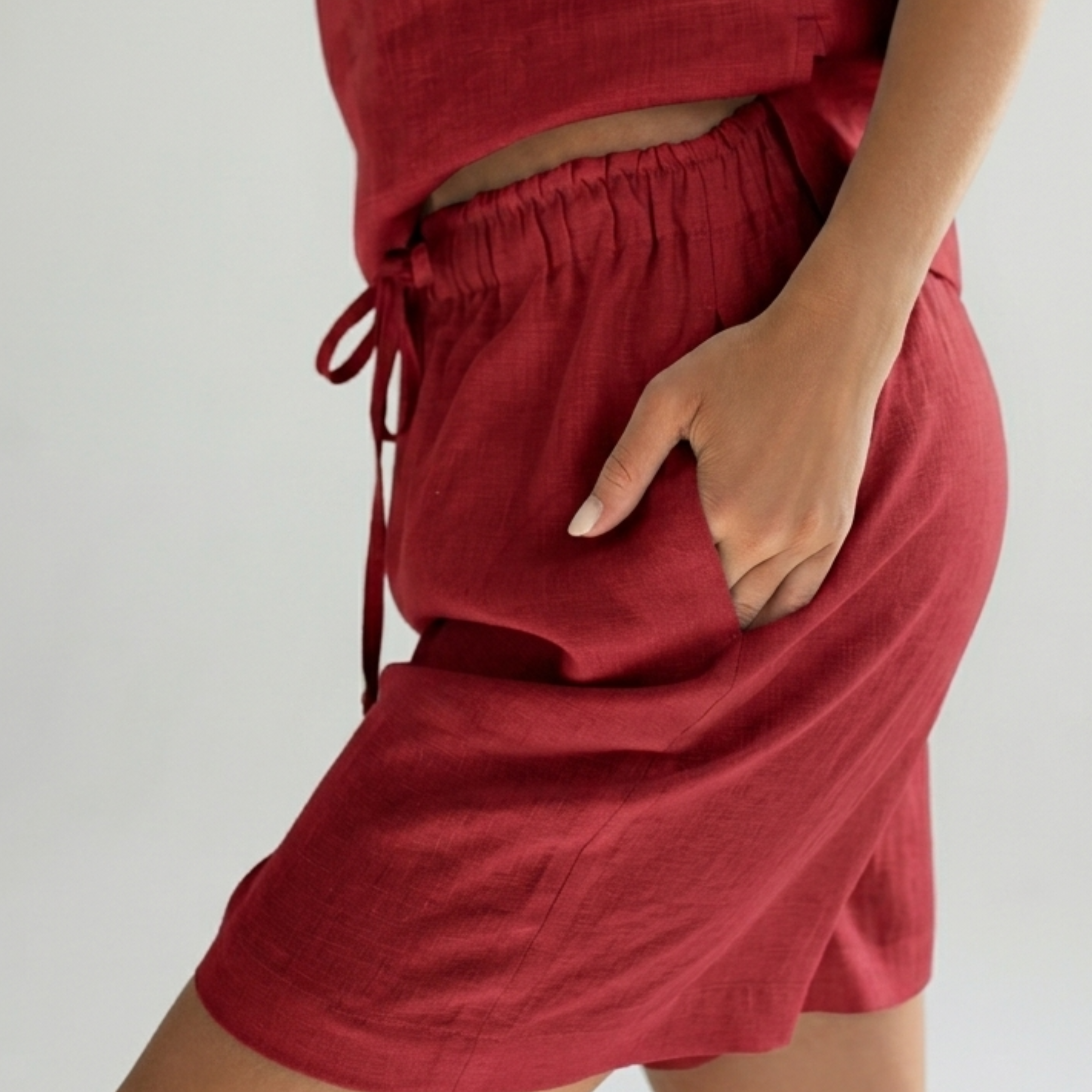 Women linen shorts - regular fit