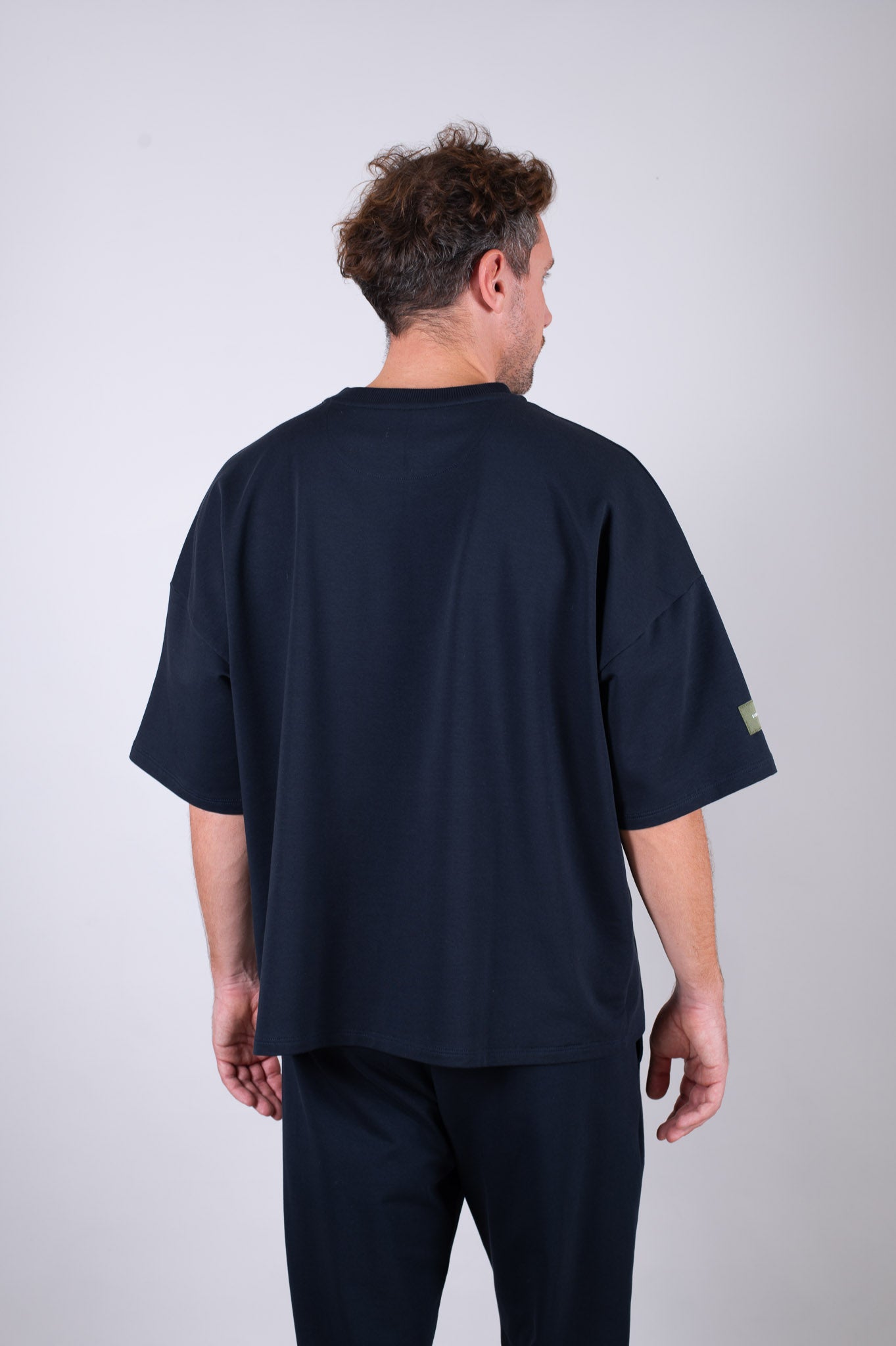 Pánské mikinové tričko z biobavlny Deep blue - loose fit