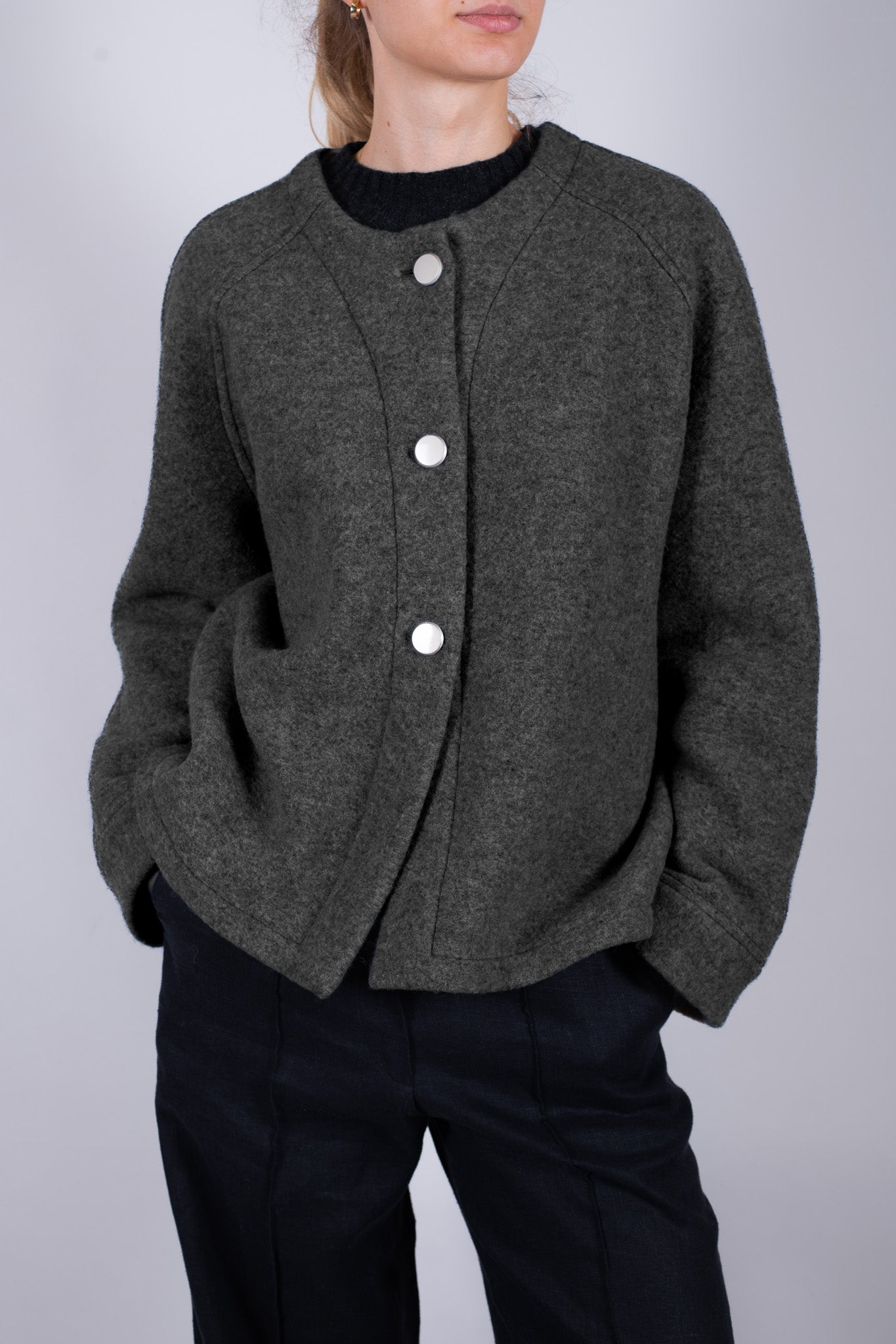 Women’s Wool short Coat Loose fit – Dark Gray