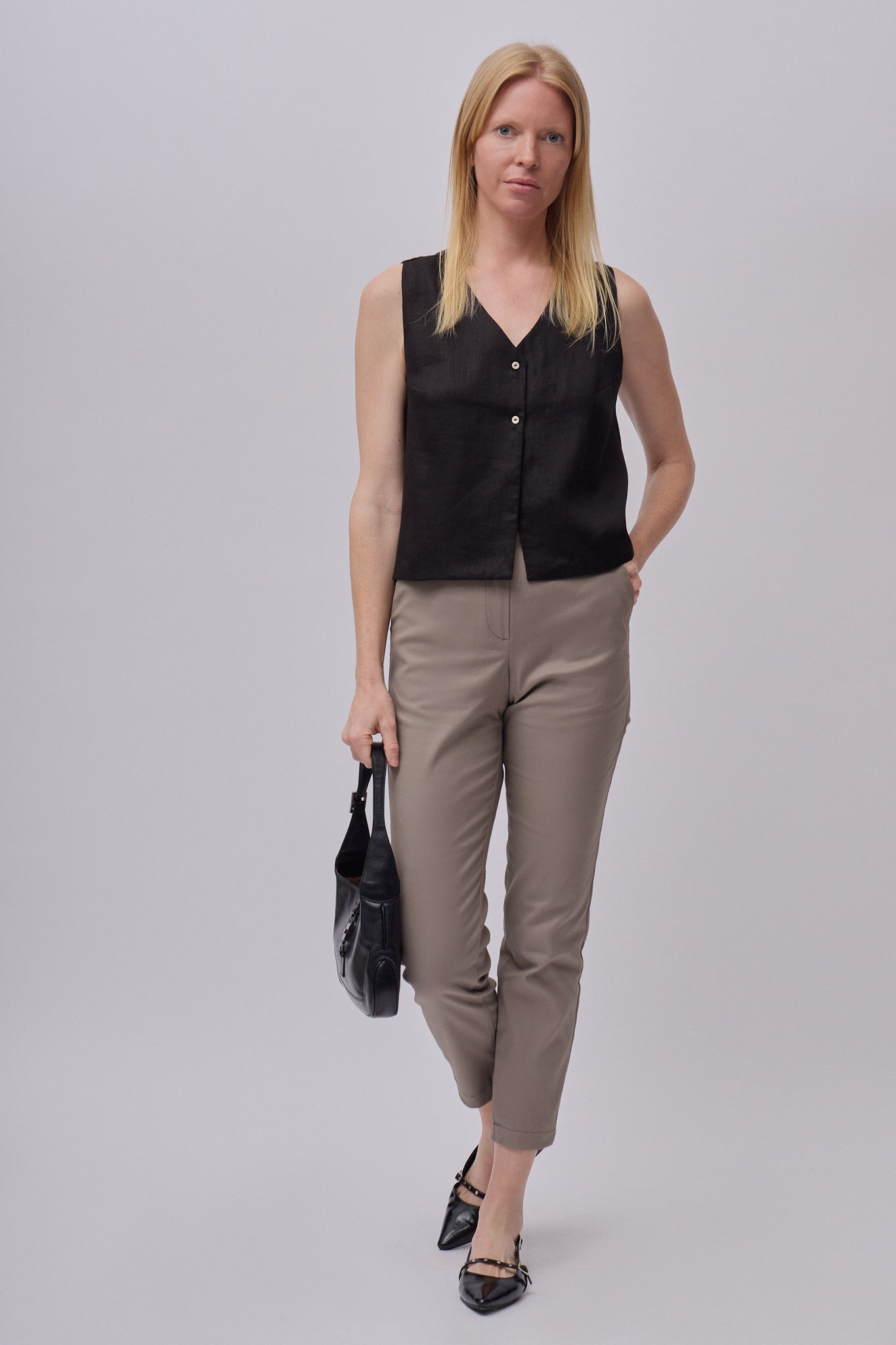 Women’s cotton chino trousers - regular fit