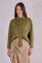 Women's loose fit linen shirt with collar