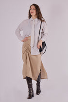 Women's loose fit linen shirt with collar