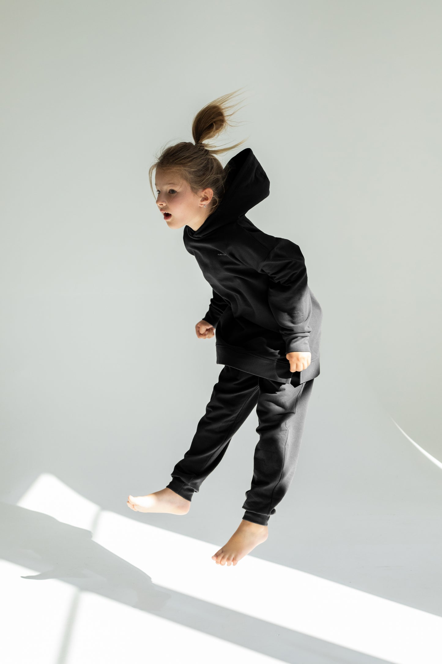 Kids spodnie dresowe bawełna organiczna Black - Oversized