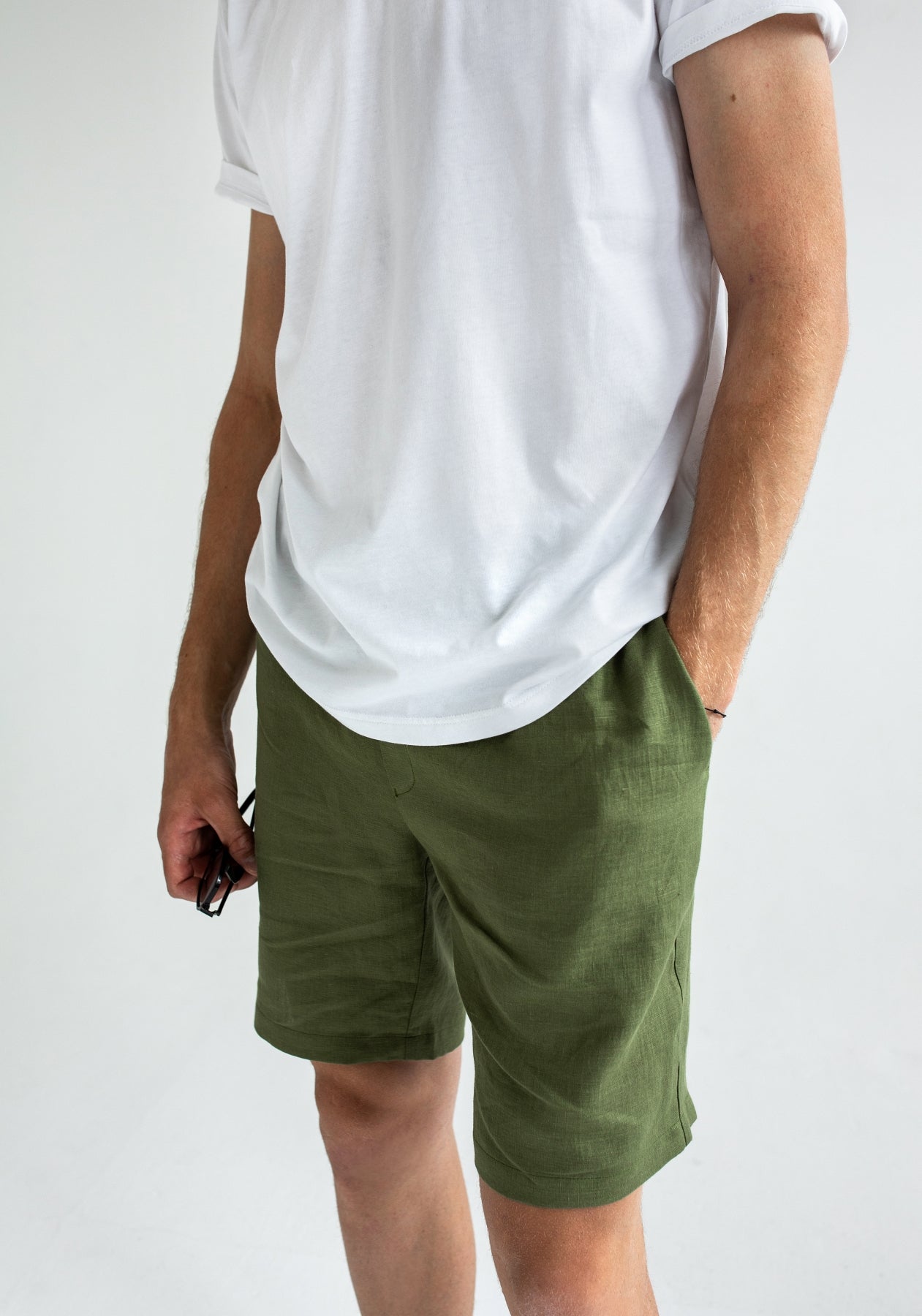 Men linen shorts Moss green