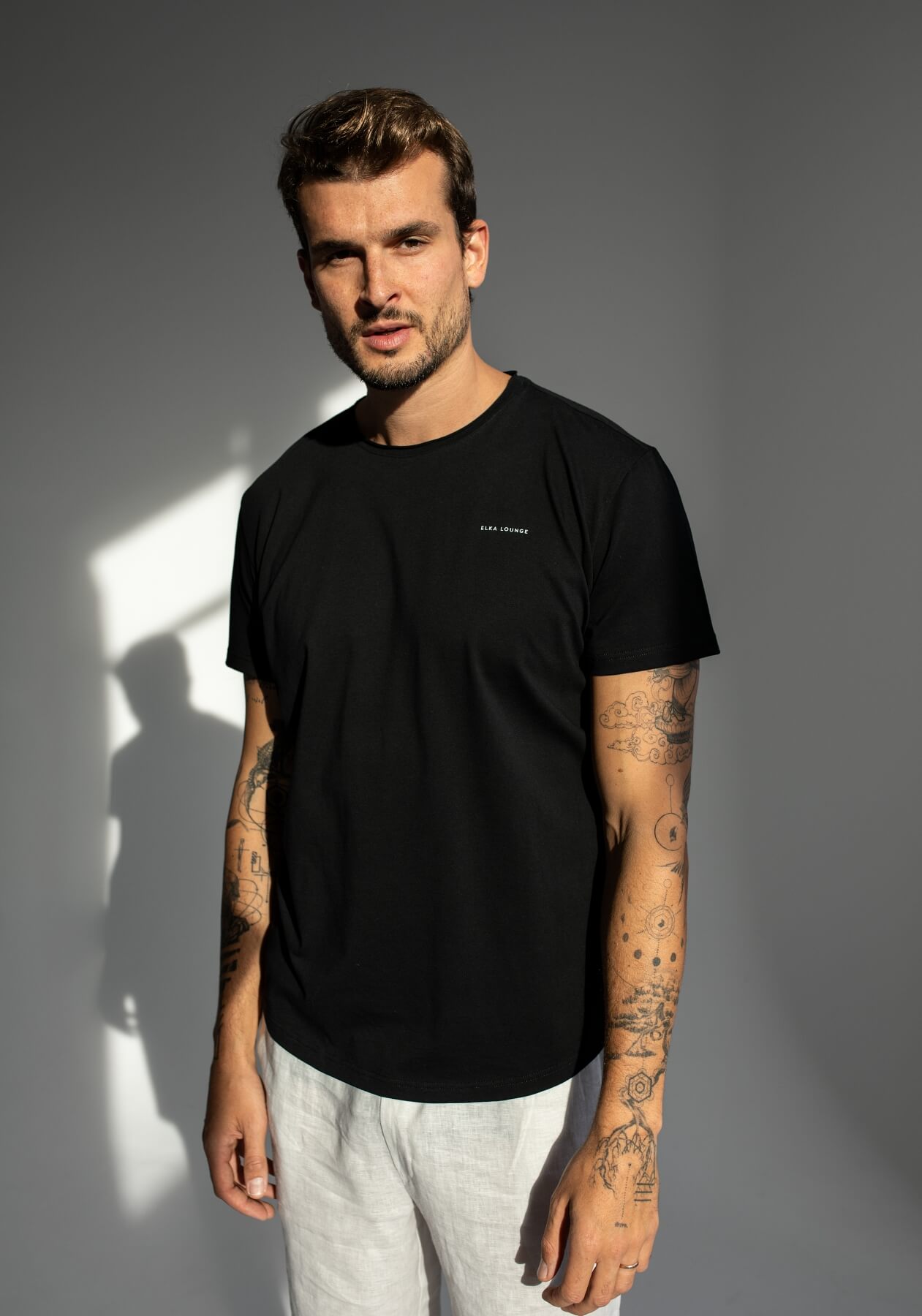 Men T-shirt Black - slim fit