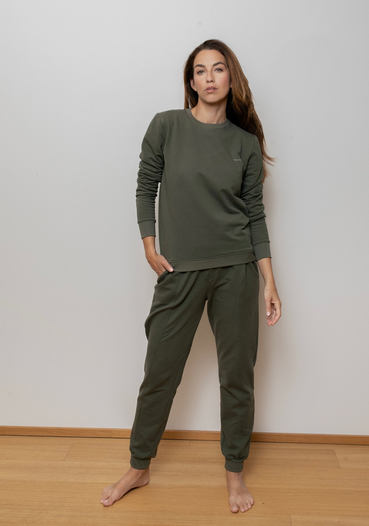 Dámska mikina bez kapucne z biobavlny Moss green brushed - regular update