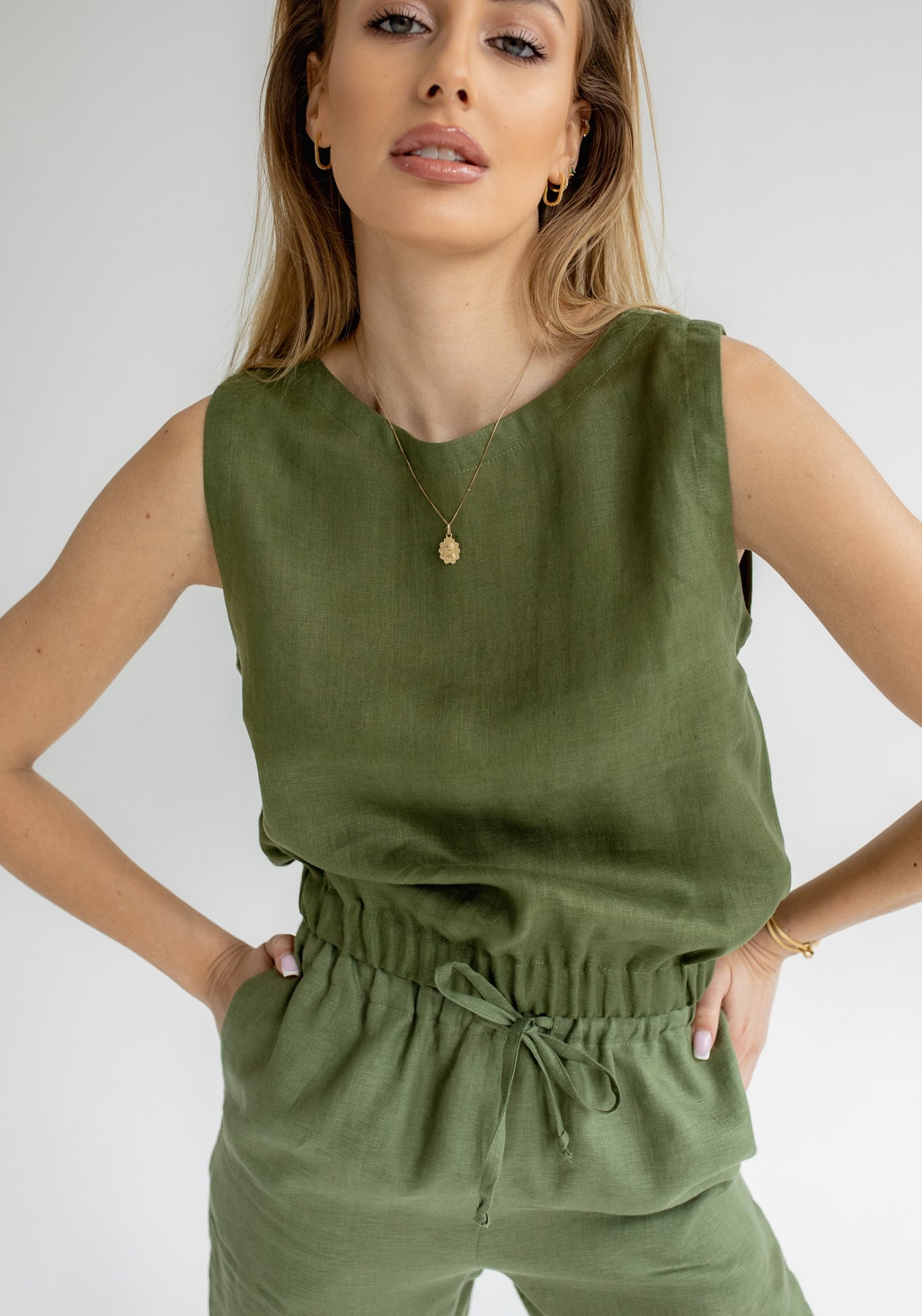 Dámský lněný crop top Moss green