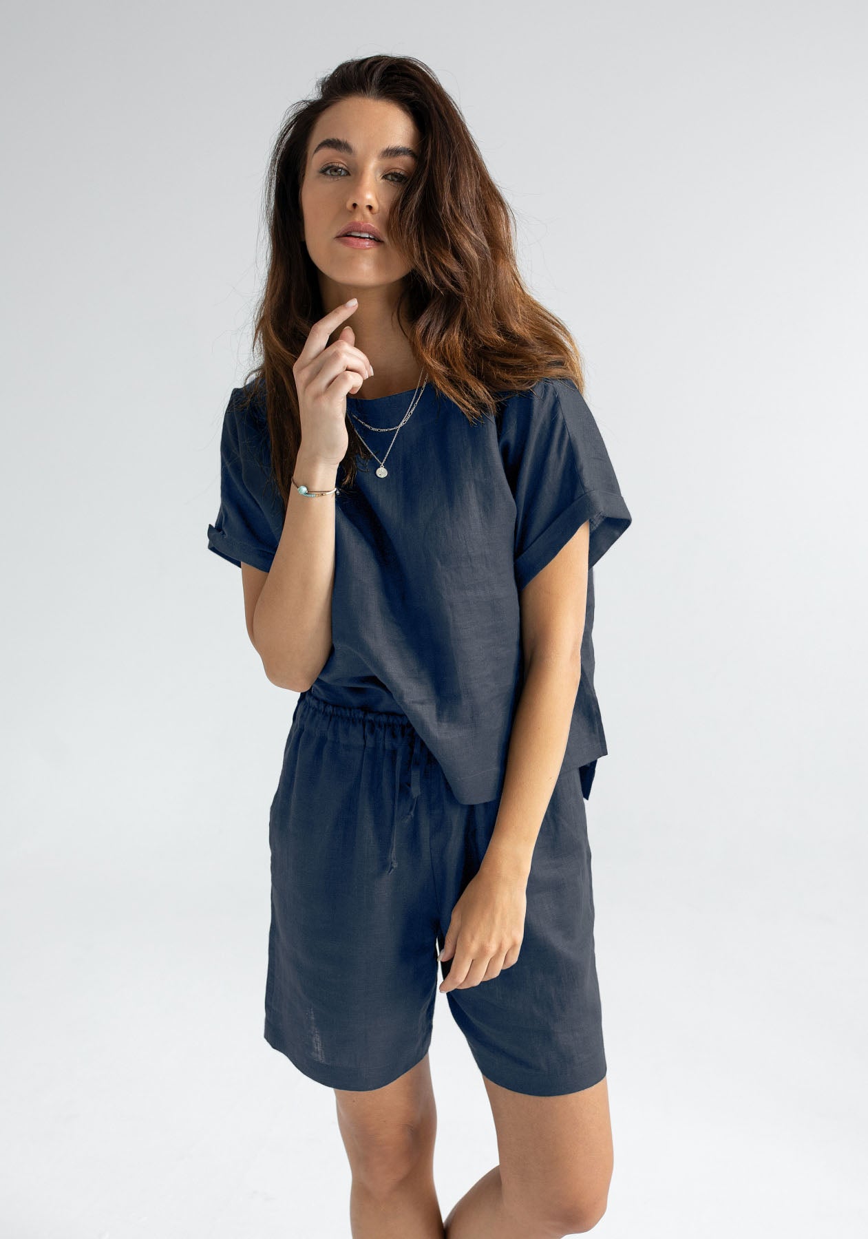 Women linen shorts Deep blue