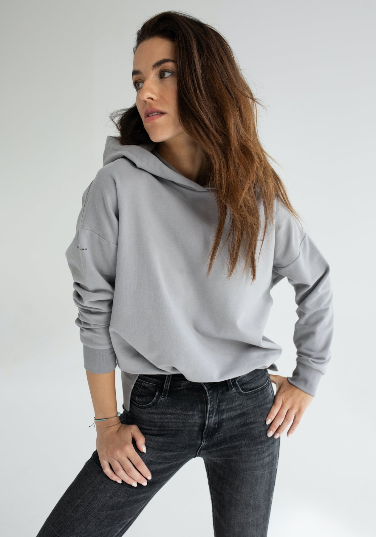 Dámska mikina s kapucňou z biobavlny Light gray - Oversized