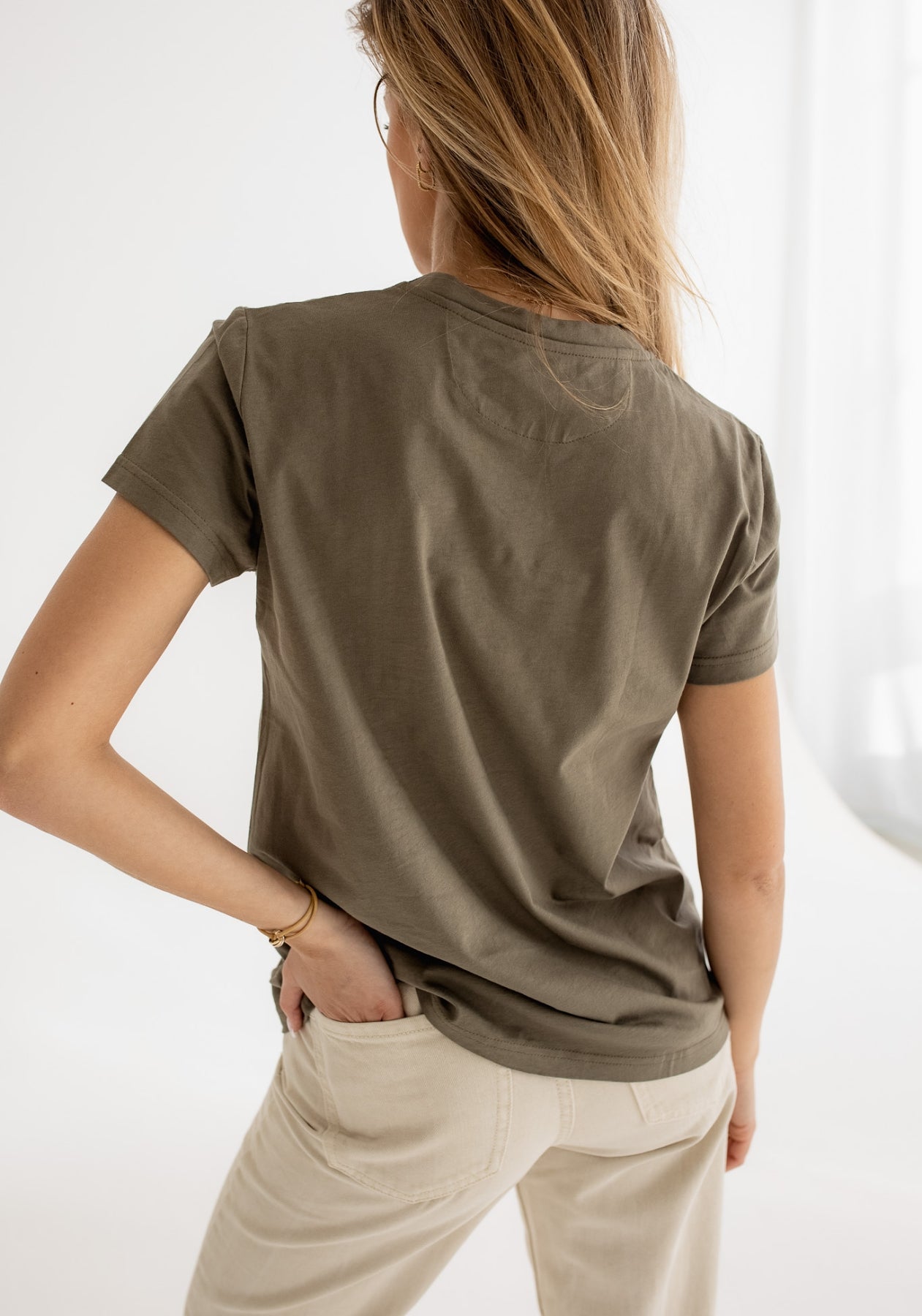 Women koszulka z bawełny organicznej Burnt olive - ethically made Minimalist - regular